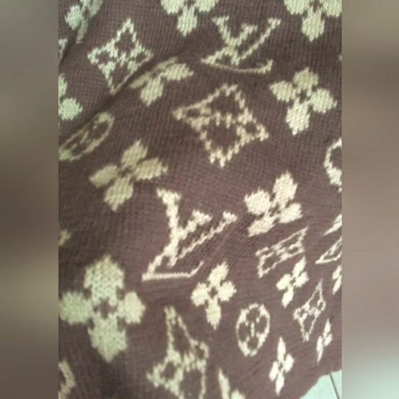 READ DESCRIP)BEAUTY CASHMERE LOUIS VUITTON SCARF MONOGRAMMED BROWN/ TAN 82 x 12 - Picture 4 of 9